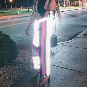 NEON REFLECTIVE PANTS 🤩💗📸